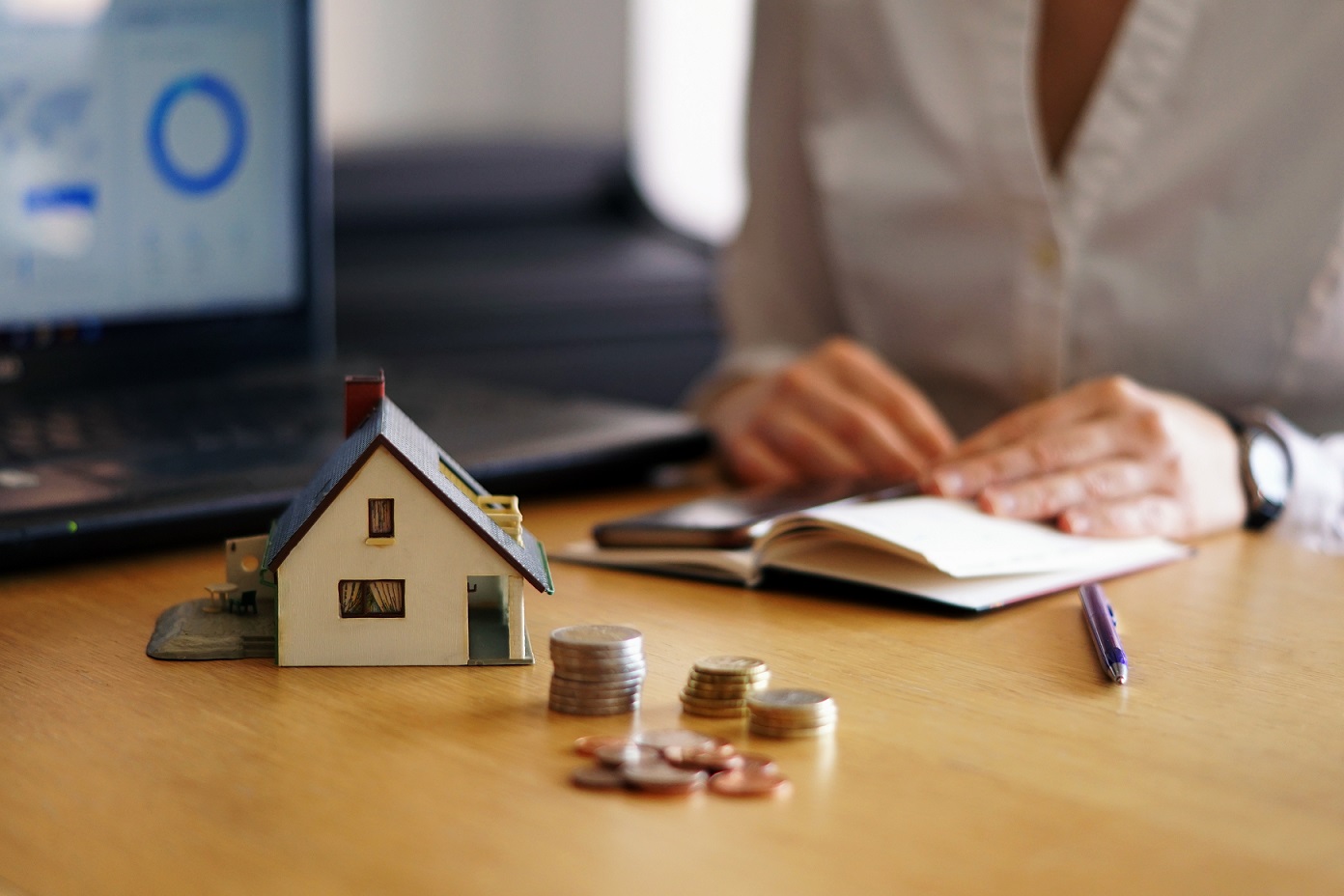 Ahorrar dinero: 10 claves para hacerlo de cara al futuro | FNA